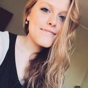 Meet your Posher, Hallie